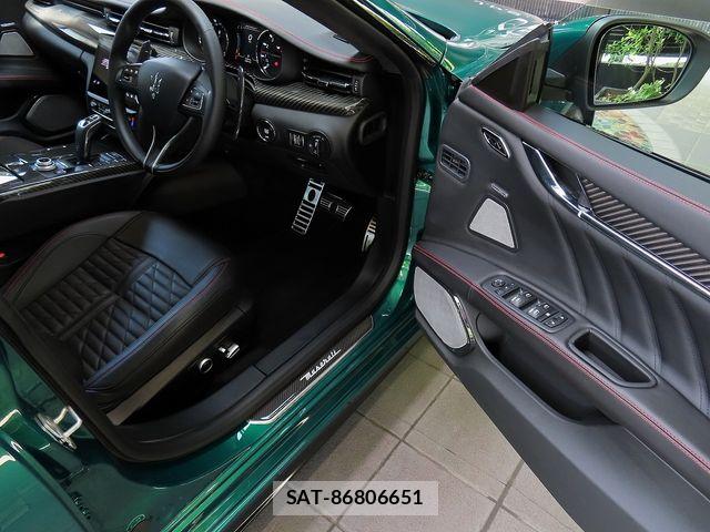 Maserati QUATTROPORTE 2023-06 6499800-15