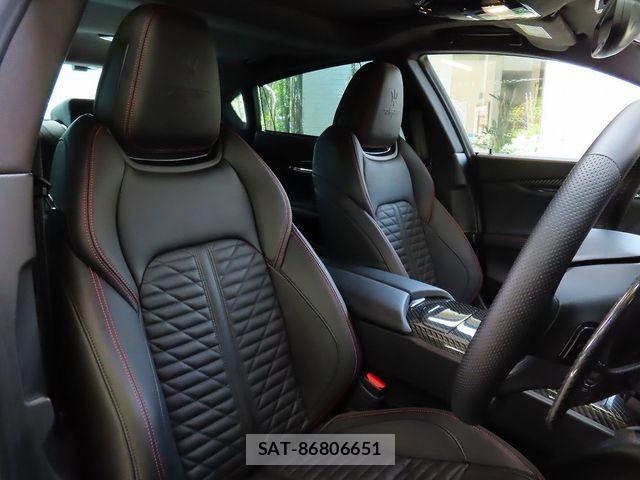 Maserati QUATTROPORTE 2023-06 6499800-17