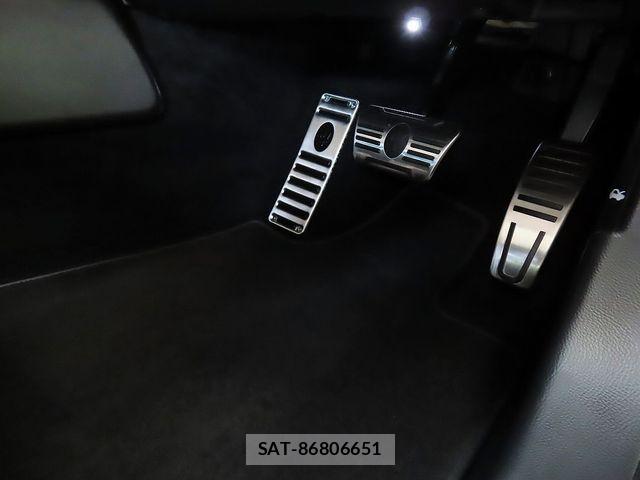 Maserati QUATTROPORTE 2023-06 6499800-19