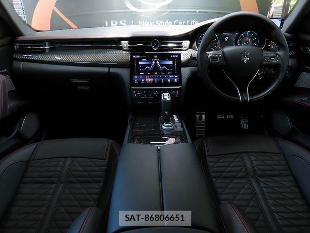 Maserati QUATTROPORTE 2023-06 6499800-2