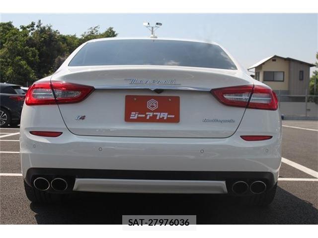 Maserati QUATTROPORTE 2014-12 6907978-11