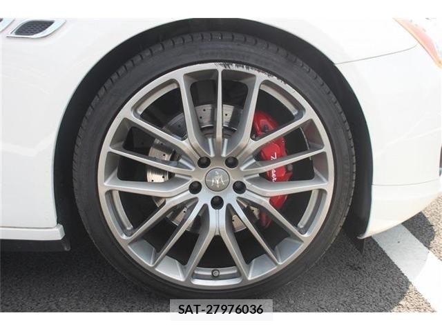 Maserati QUATTROPORTE 2014-12 6907978-21