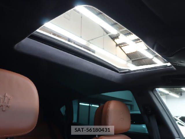Maserati QUATTROPORTE 2016-06 7059367-10