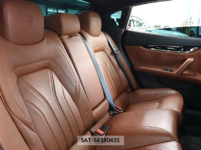 Maserati QUATTROPORTE 2016-06 7059367-20