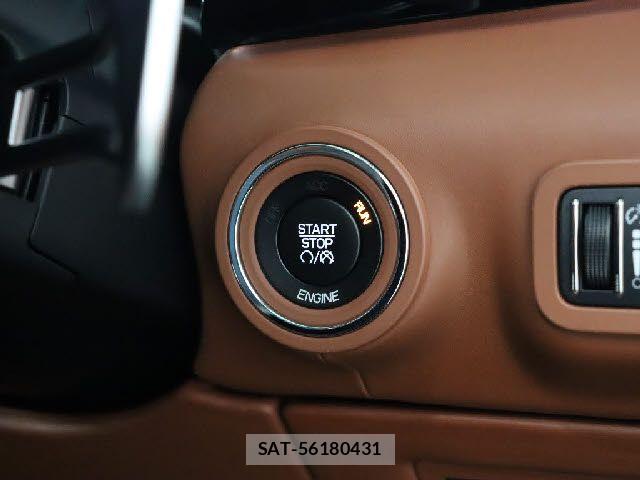 Maserati QUATTROPORTE 2016-06 7059367-29