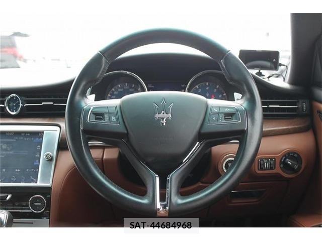 Maserati QUATTROPORTE 2015-04 7059371-15
