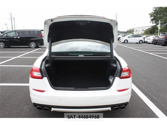 Maserati QUATTROPORTE 2015-04 7059371-17