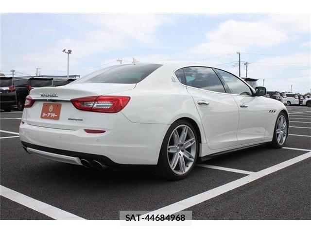 Maserati QUATTROPORTE 2015-04 7059371-26
