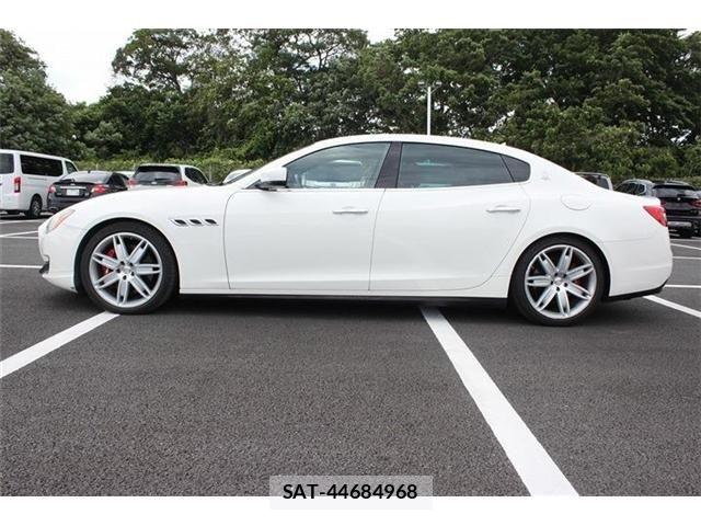 Maserati QUATTROPORTE 2015-04 7059371-7