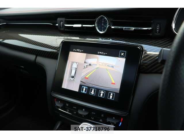 Maserati QUATTROPORTE 2020-10 7725300-19