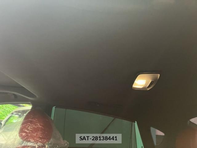 Maserati QUATTROPORTE 2018-04 7725301-16