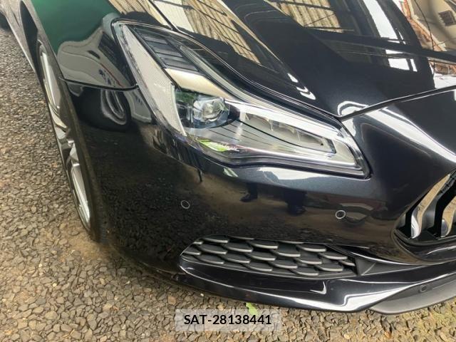 Maserati QUATTROPORTE 2018-04 7725301-3