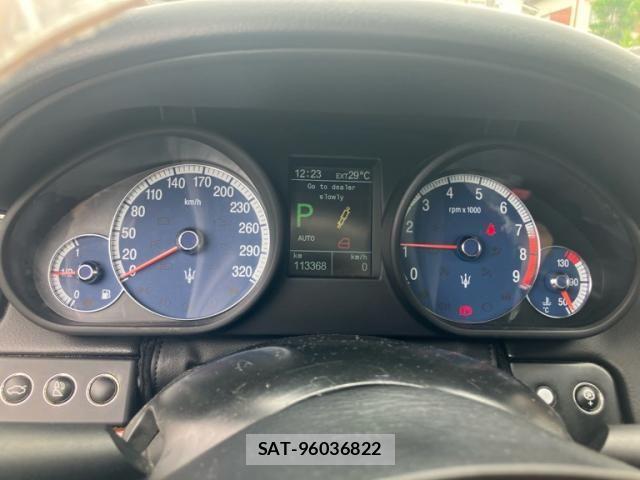 Maserati QUATTROPORTE 2007-06 7725302-17