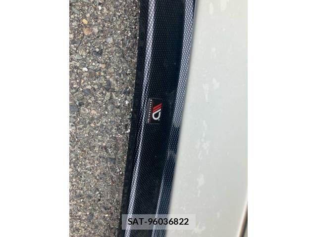 Maserati QUATTROPORTE 2007-06 7725302-29