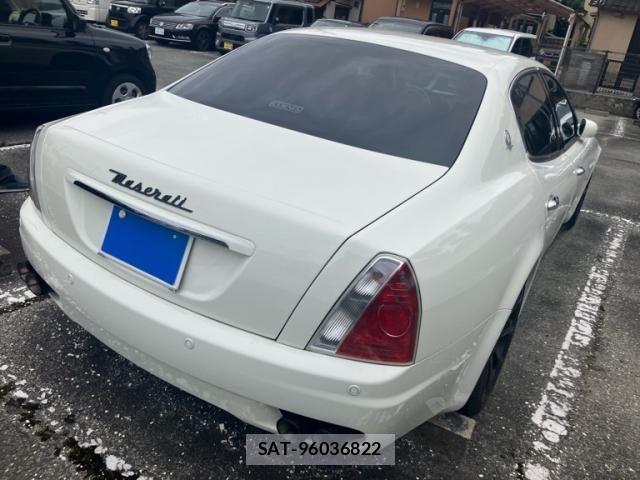 Maserati QUATTROPORTE 2007-06 7725302-3
