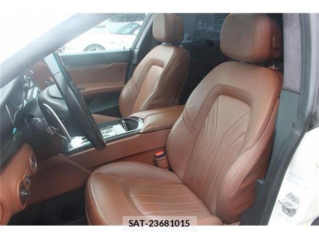 Maserati QUATTROPORTE 2015-03 8413409-15