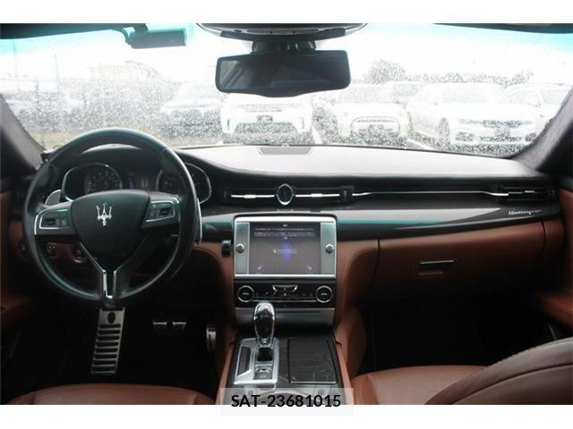 Maserati QUATTROPORTE 2015-03 8413409-18