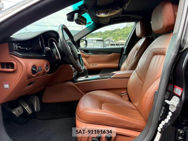 Maserati QUATTROPORTE 2013-11 8883874-9