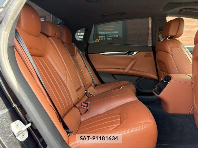 Maserati QUATTROPORTE 2013-11 8883874-11