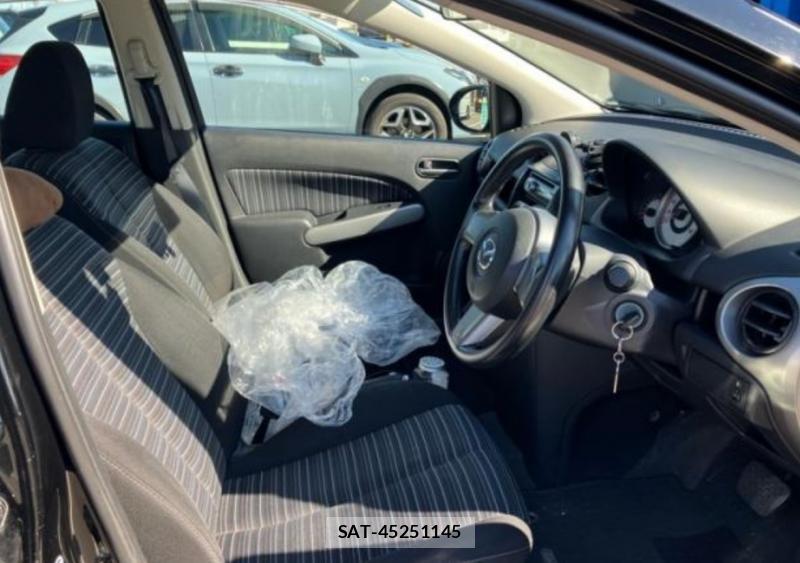 Mazda DEMIO 2009-12 8828177-10