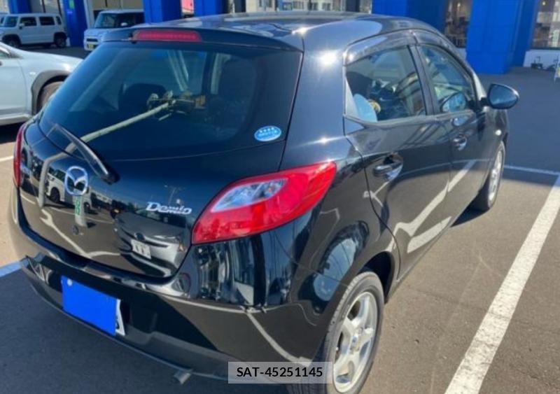 Mazda DEMIO 2009-12 8828177-1