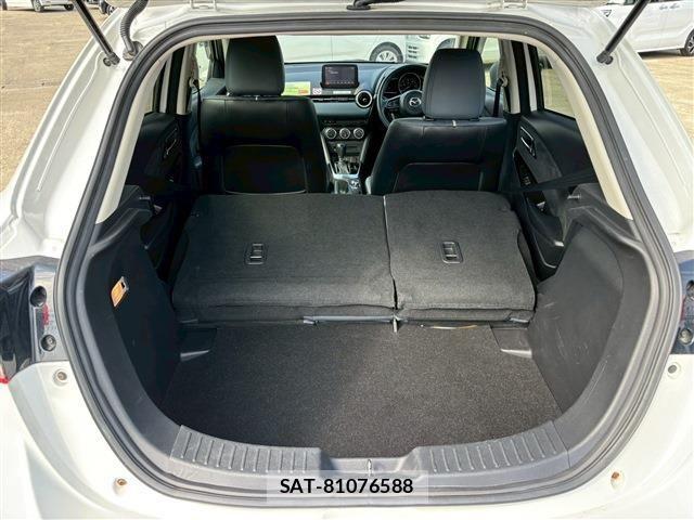 Mazda MAZDA2 2019-09 3771673-5