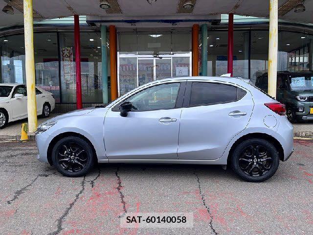 Mazda MAZDA2 2021-02 3934745-13