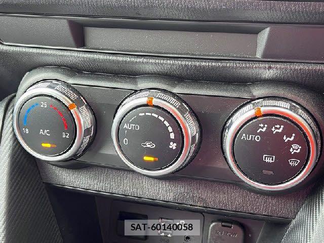 Mazda MAZDA2 2021-02 3934745-15