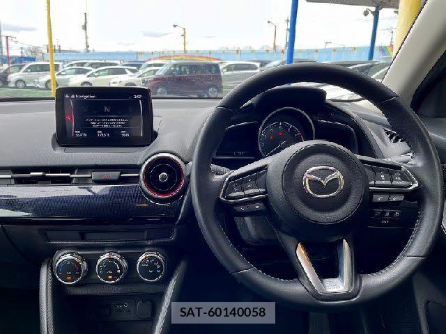 Mazda MAZDA2 2021-02 3934745-1