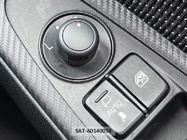 Mazda MAZDA2 2021-02 3934745-22