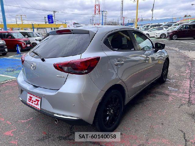 Mazda MAZDA2 2021-02 3934745-2