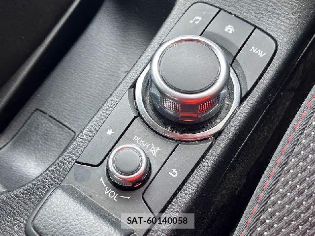 Mazda MAZDA2 2021-02 3934745-5