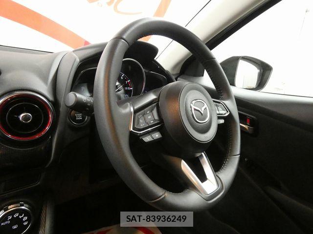 Mazda MAZDA2 2023-06 5871463-29