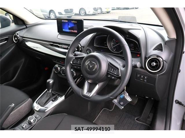 Mazda MAZDA2 2024-09 6245446-13