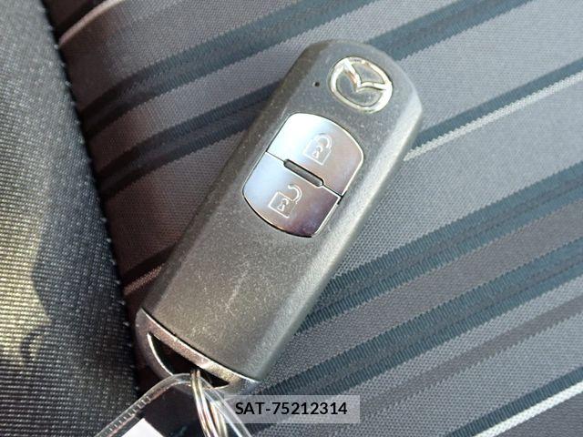 Mazda MAZDA2 2021-02 6276756-19
