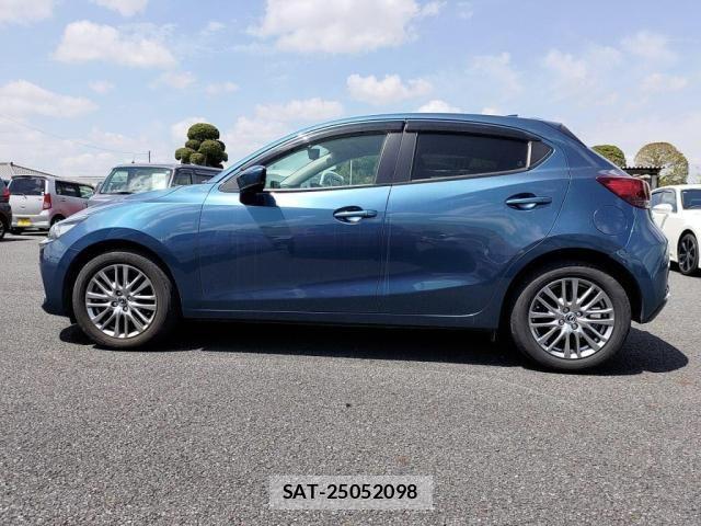 Mazda MAZDA2 2021-02 6672394-11