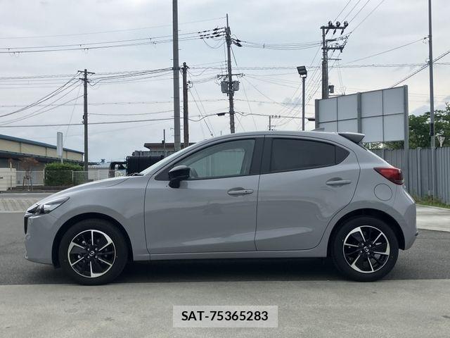 Mazda MAZDA2 2025-10 6672389-4