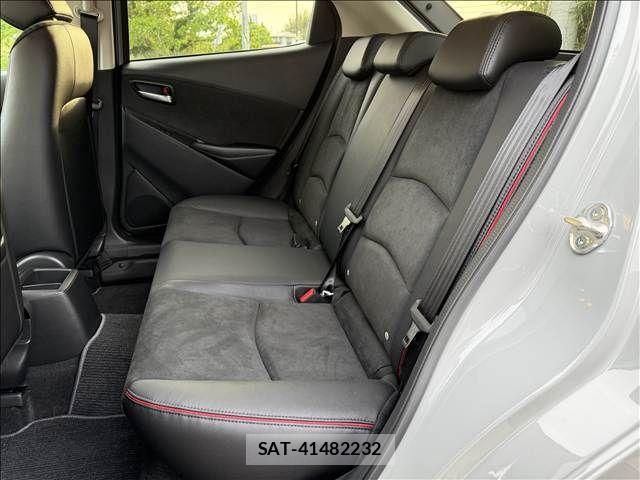 Mazda MAZDA2 2024-12 6676764-9