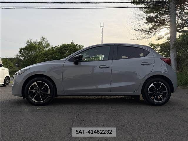 Mazda MAZDA2 2024-12 6676764-5