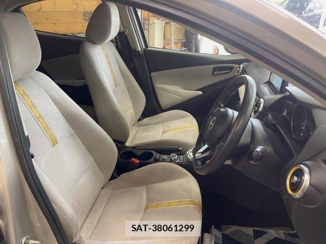 Mazda MAZDA2 2023-03 6676765-7