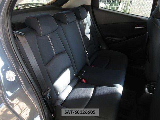 Mazda MAZDA2 2021-10 6676768-7