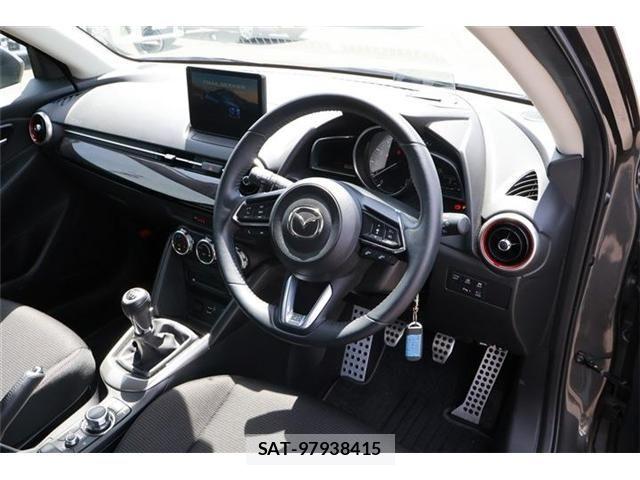 Mazda MAZDA2 2022-07 6752291-11