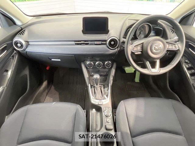 Mazda MAZDA2 2019-10 6815809-1