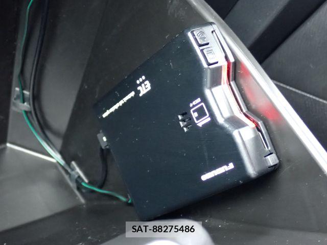 Mazda MAZDA2 2023-02 6908053-4