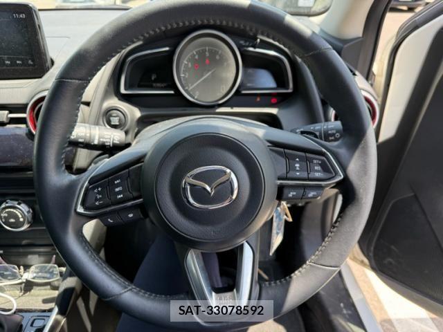 Mazda MAZDA2 2021-02 6908052-0