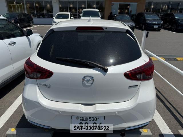 Mazda MAZDA2 2021-02 6908052-7
