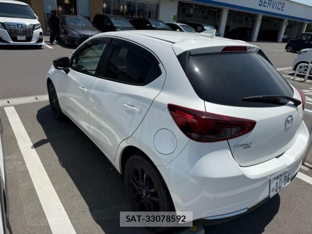 Mazda MAZDA2 2021-02 6908052-8