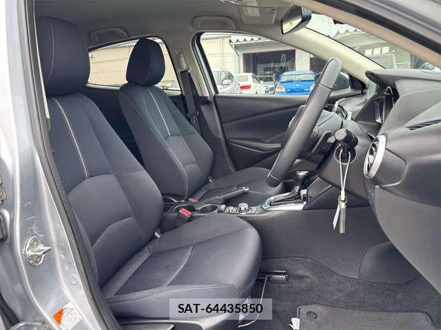 Mazda MAZDA2 2021-02 6908055-11