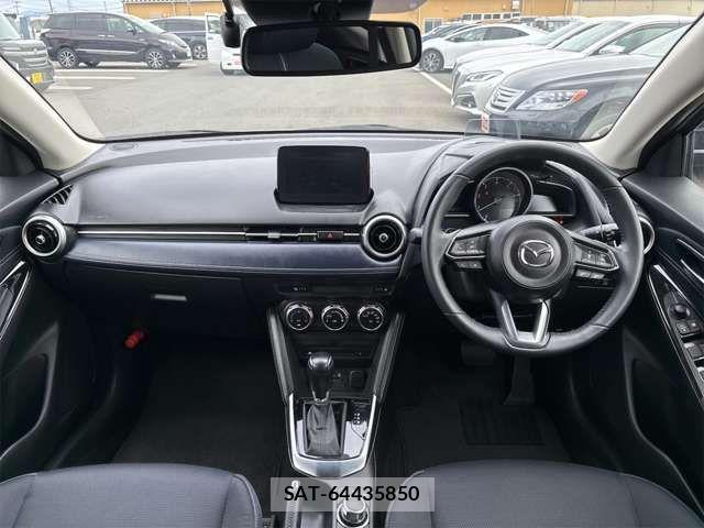 Mazda MAZDA2 2021-02 6908055-4