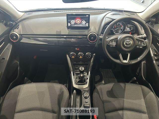 Mazda MAZDA2 2021-12 6995402-2